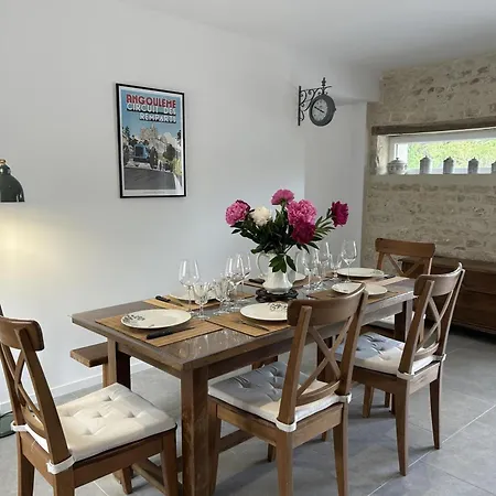 Дом отдыха Maison Avec Piscine Privee Et Animaux Admis - 6 Pers. - Fr-1-653-291 Courcome