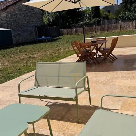 Maison Avec Piscine Privée Et Animaux Admis - 6 Pers. - Fr-1-653-291 * Courcome