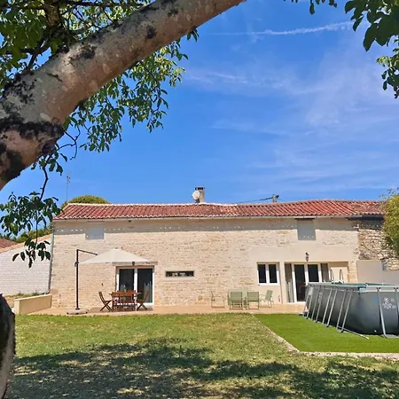 Casa rural Maison Avec Piscine Privée Et Animaux Admis - 6 Pers. - Fr-1-653-291 Courcome